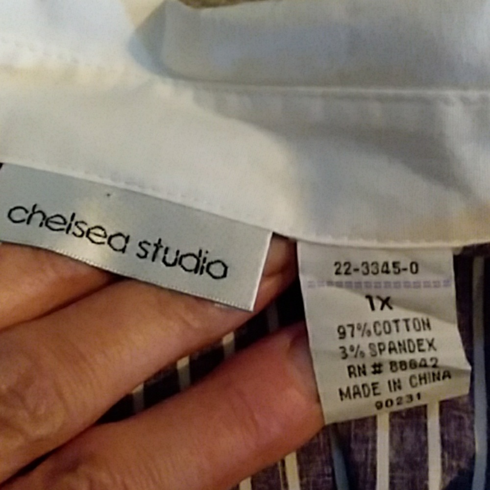 Chelsea Studio long blouse - Picture 2 of 2